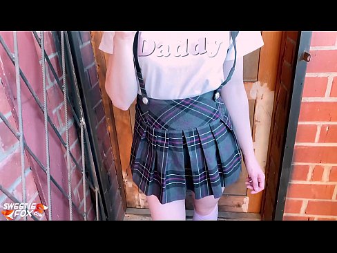 ❤️ 女学生深深地吸吮她的鸡巴,代替上课做爱 ❤️ Super sex