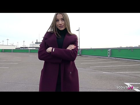 ❤️ 德国侦察员是一个梦想触摸斯蒂尔,停车场告诉和性感的钱 ❤️ Super sex